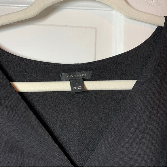 Ann Taylor Knot Front Black Dress Size Large. Perfect black dress - Picture 2 of 7